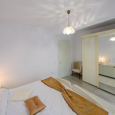 Apartament Laur Gura Humorului Exterior foto